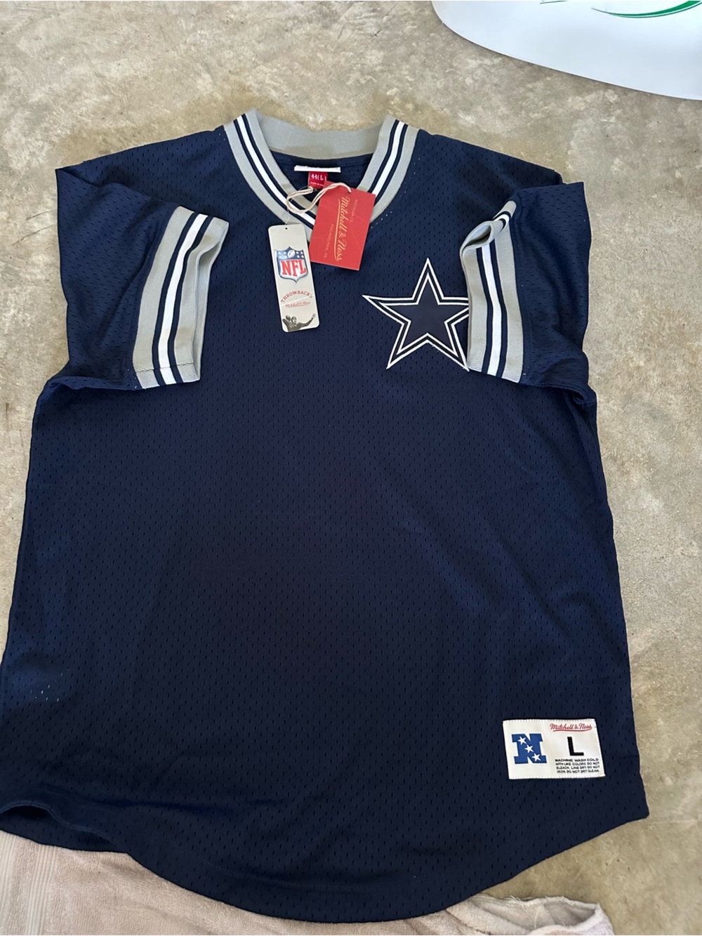 Mitchell & Ness Dallas Cowboys Navy Blue Mesh Jersey Top size large